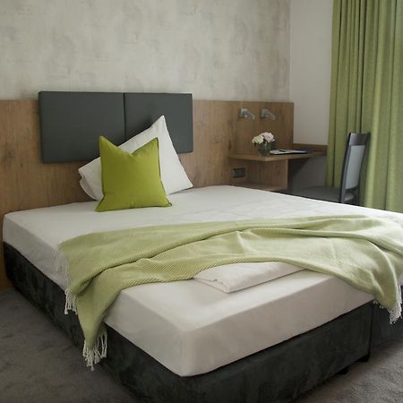 Boardinghouse Landshut Hotel Bagian luar foto
